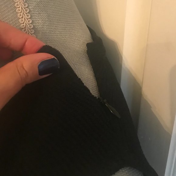 St John Sport Twin Set - Picture 3 of 6